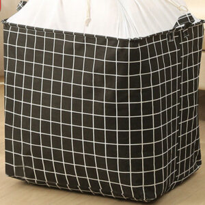 Nagy kapacitású összehajtható ruhatároló fülekkel, húzózsinórral